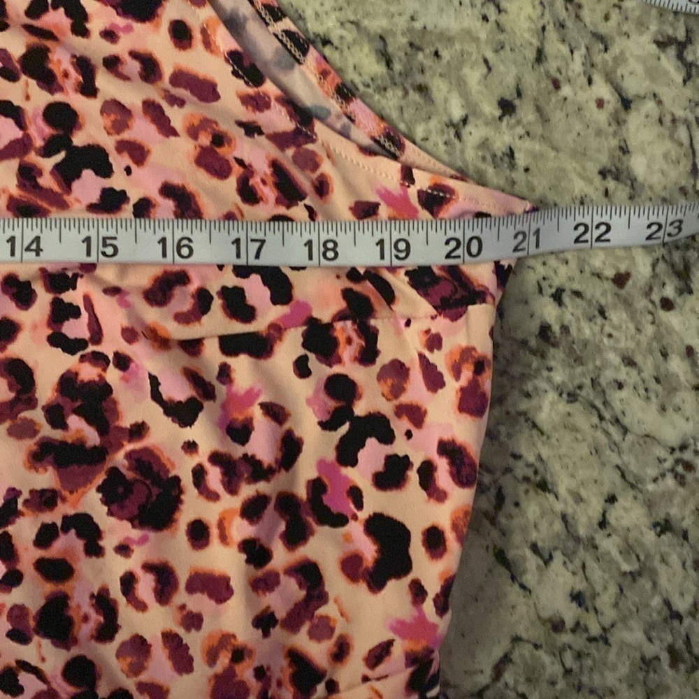 Torrid pink black leopard halter pocketed romper 1X 14 16 - Picture 10 of 13